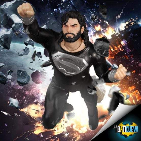 SUPERMAN RECOVERY SUIT EDIITION MEZCO TOYS